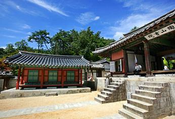 星空app官方网页_9日意甲推荐森索罗vs布雷西亚(图3) 星空官方网站