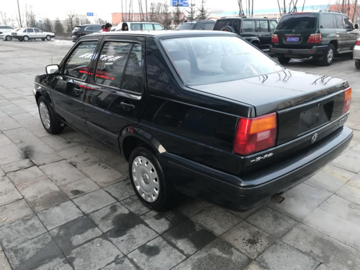 【星空官方网站】让“理直气壮”冒用乱用劳动法规的企业亮亮相(图2) 星空官方网站