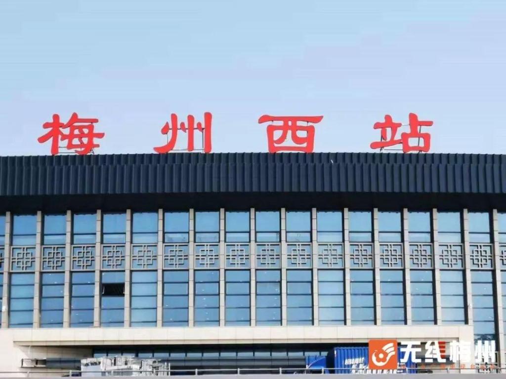 职业范!第一国门靠练不靠说 赵丽娜中场主动加练‘星空官方网站’(图1) 星空app官网